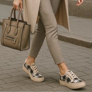 Zodiac Cheezburger Plaid Lace-Up Sneakers Women’s Size 6M New With Box